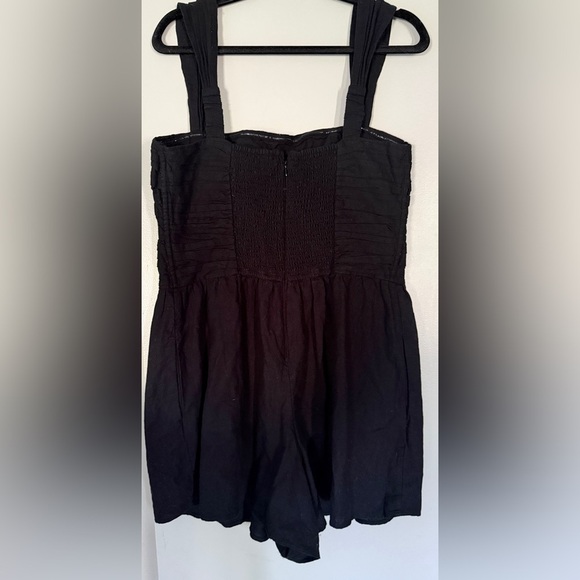 Abercrombie & Fitch Black Garment - Picture 3 of 4